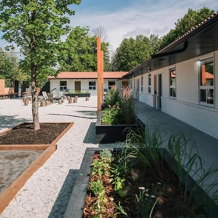 Penny'S Motel Thornbury Eksteriør billede