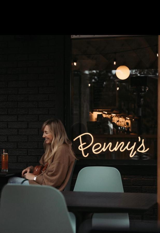 Penny'S Motel Thornbury Eksteriør billede
