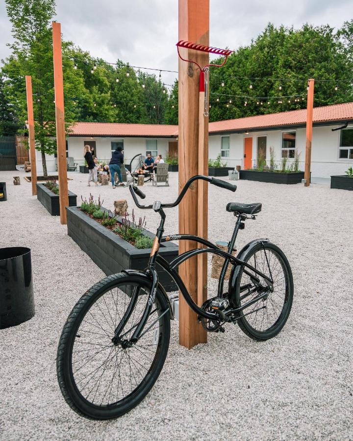 Penny'S Motel Thornbury Eksteriør billede
