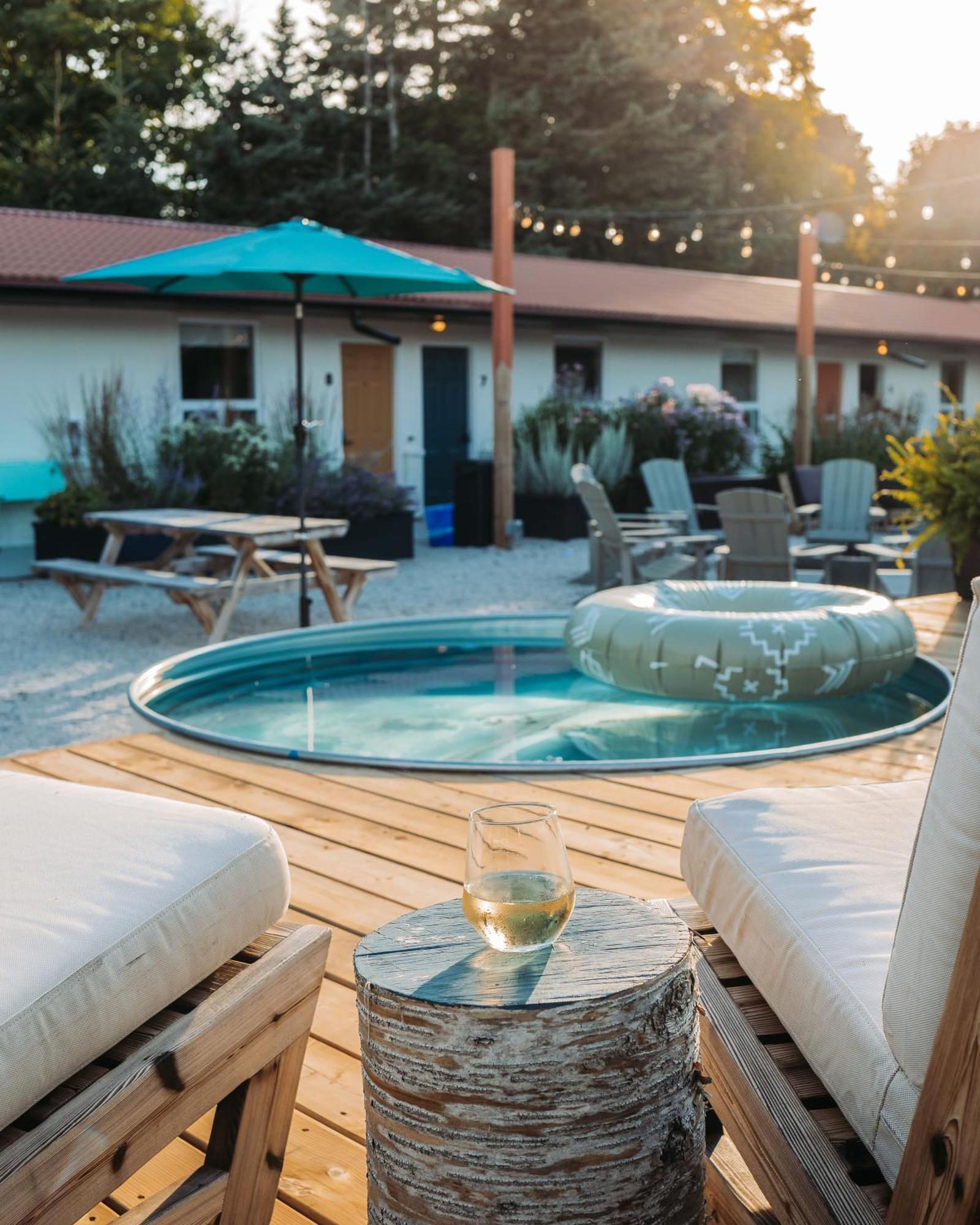 Penny'S Motel Thornbury Eksteriør billede