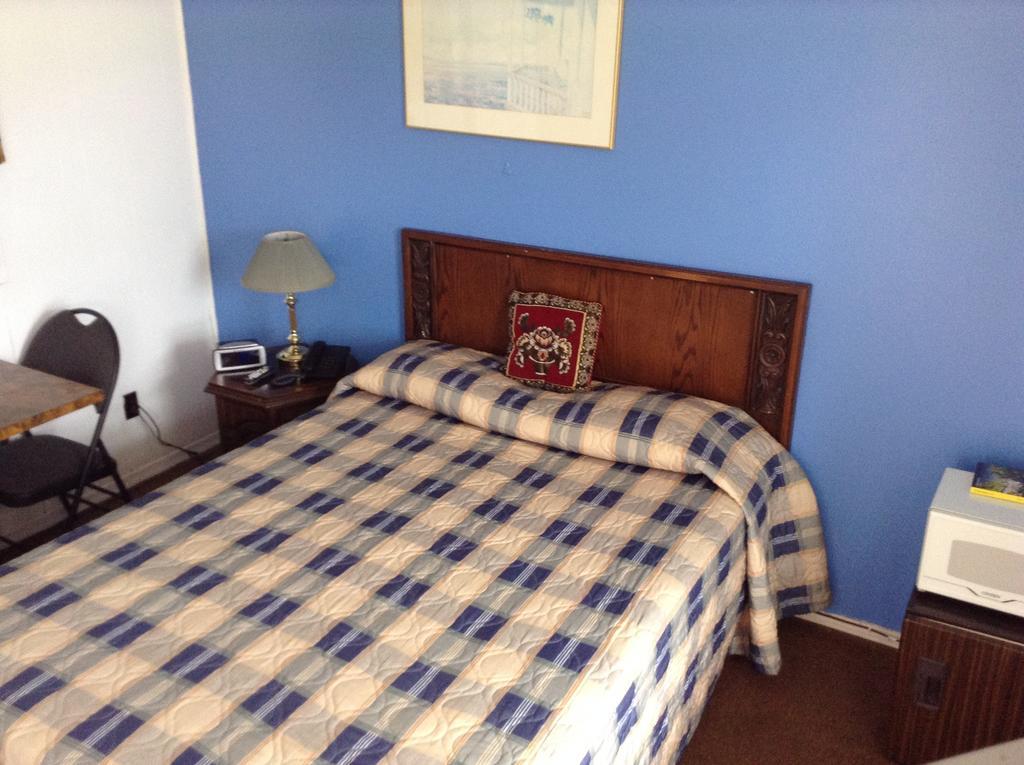 Penny'S Motel Thornbury Eksteriør billede